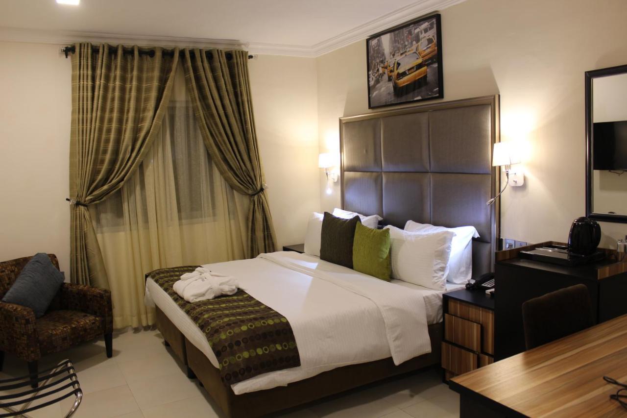 Class Suites Ikeja Exterior photo