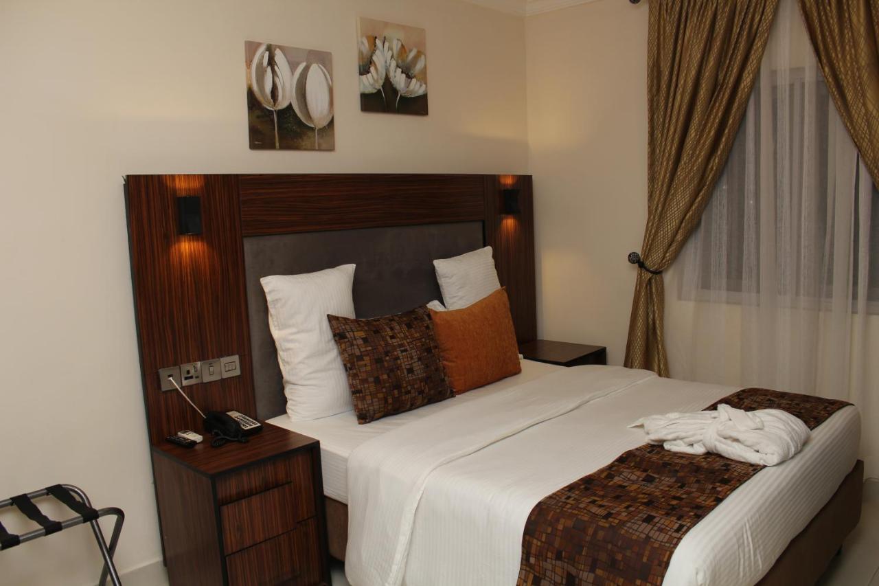 Class Suites Ikeja Exterior photo