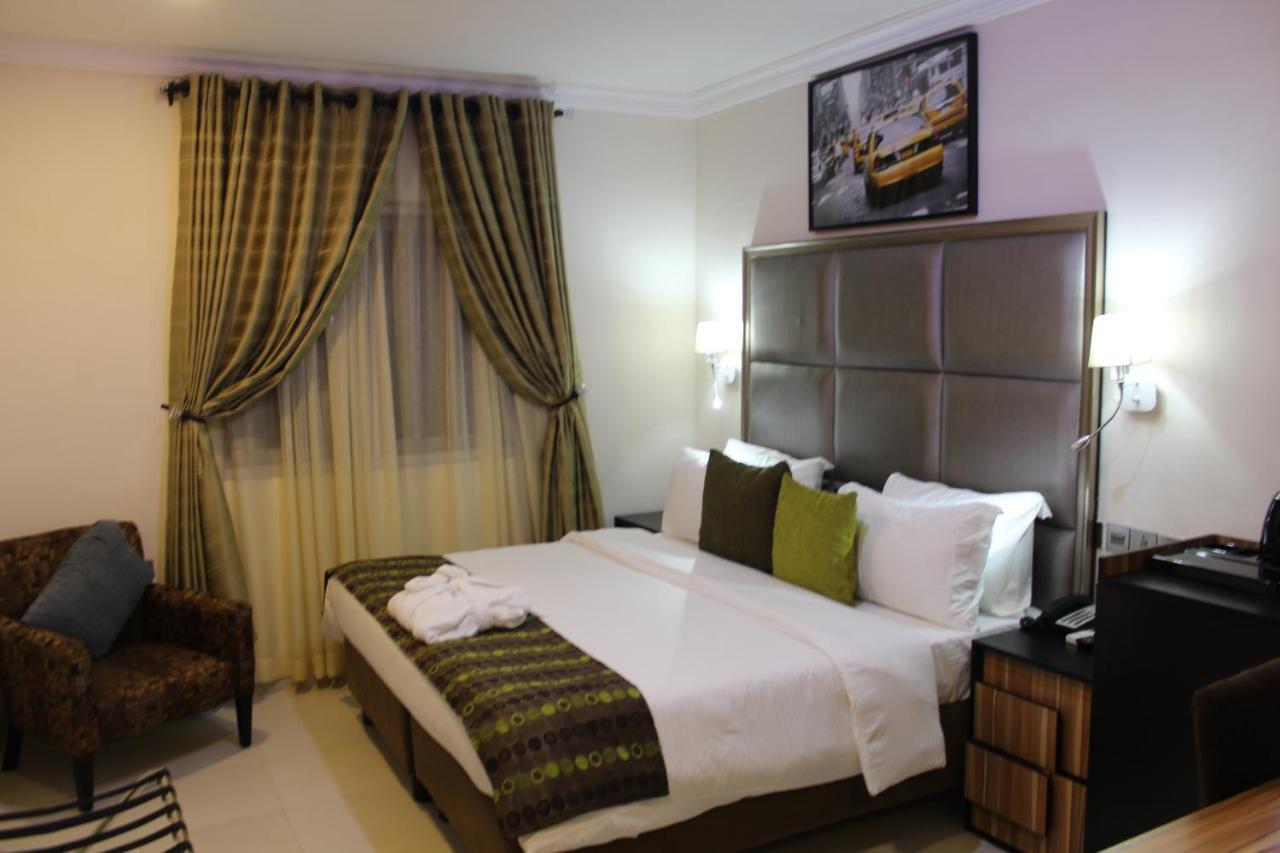 Class Suites Ikeja Exterior photo