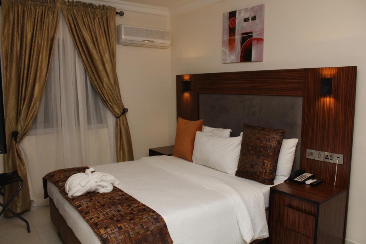 Class Suites Ikeja Exterior photo