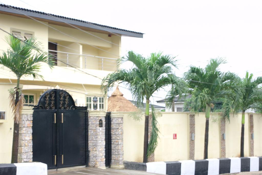 Class Suites Ikeja Exterior photo